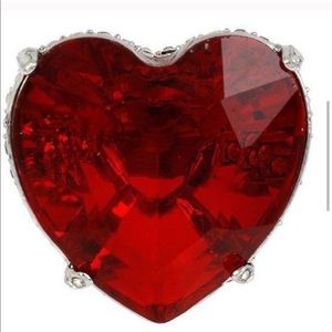 ❤️ISO BETSEY JOHNSON HEART RING!!!❤️